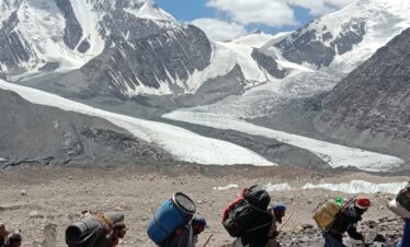 Tirchmir Base Camp Trek