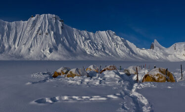SKI IN SNOW LAKE- BIAFO