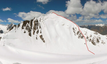 SKI IN KUKSIL VALLEY- KHUNJERAB