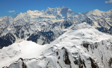 SKI IN KUKSIL VALLEY- KHUNJERAB