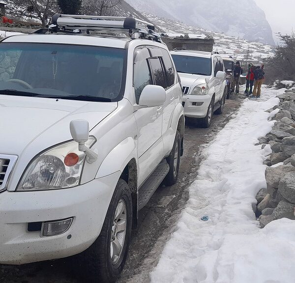 SKI IN NALTAR VALLEY: